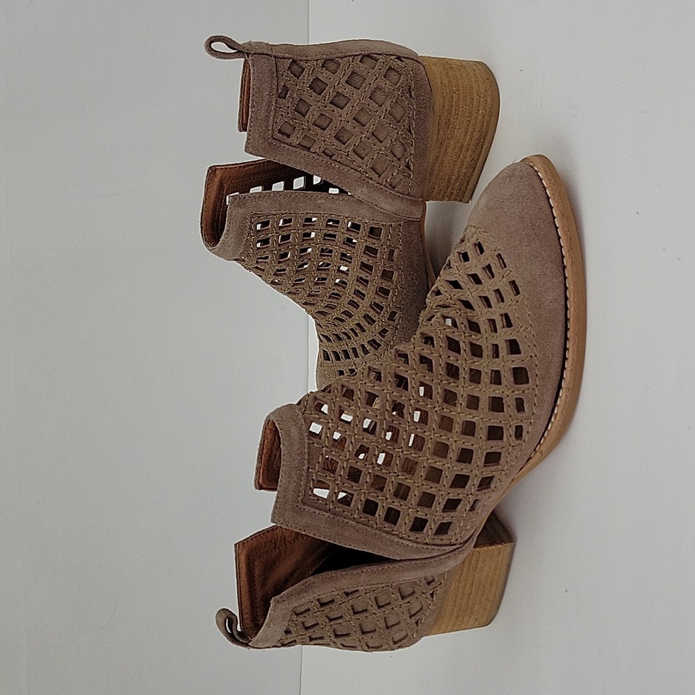 Jeffrey Campbell Taggert Taupe Suede Heeled Ankle Boot Size 8